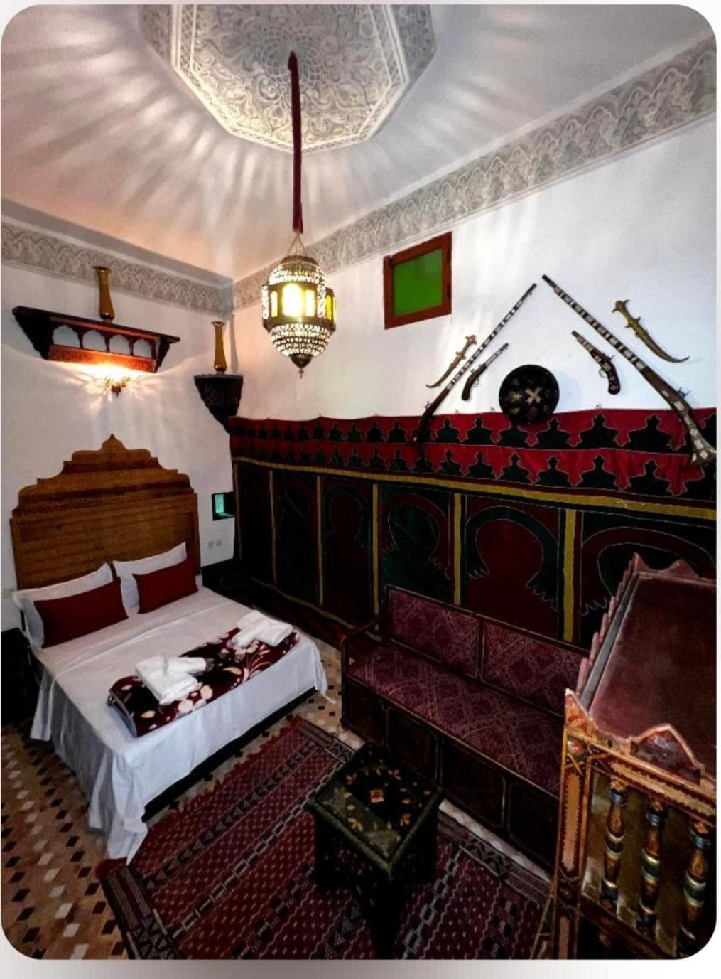 Riad dar Kirami Fez Bagian luar foto